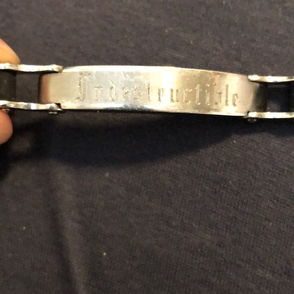 Engraved faux bike chain bracelet - Picture 2 of 3